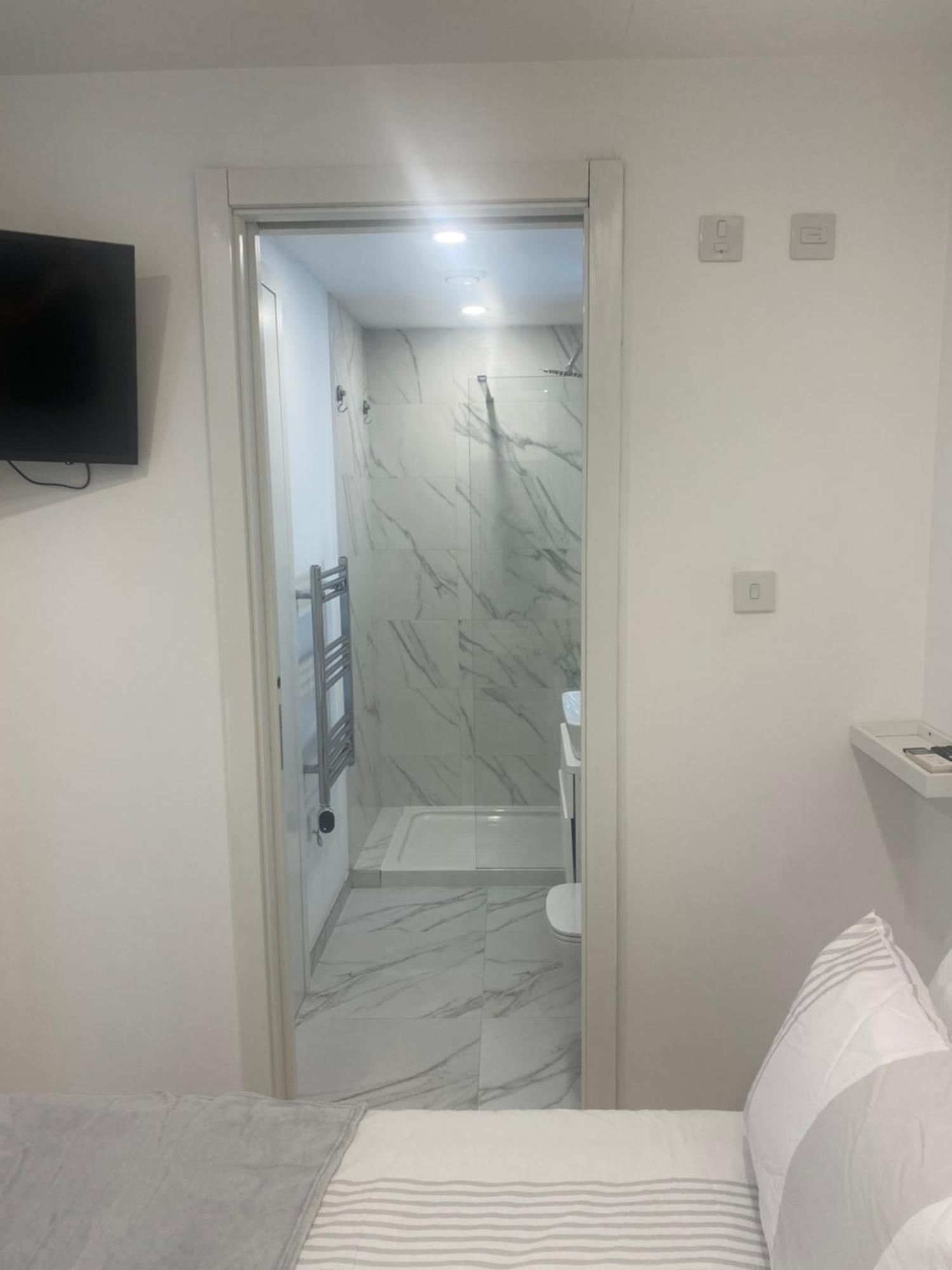 Cp Top Floor Luxury Studio With Spa And Pool Gibraltár Kültér fotó