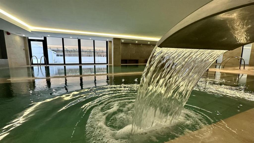 Cp Top Floor Luxury Studio With Spa And Pool Gibraltár Kültér fotó